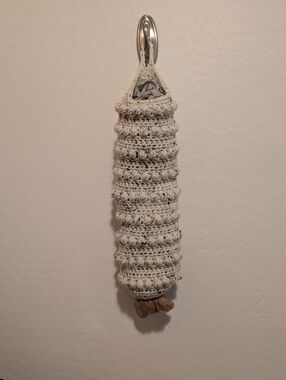 Handmade Crocheted Hanging Bag for Your Grocery Bags - Speckled Cream